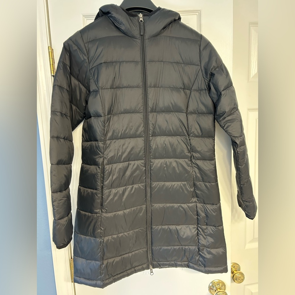 Amazon Essentials Black Puffer Jacket - image 2